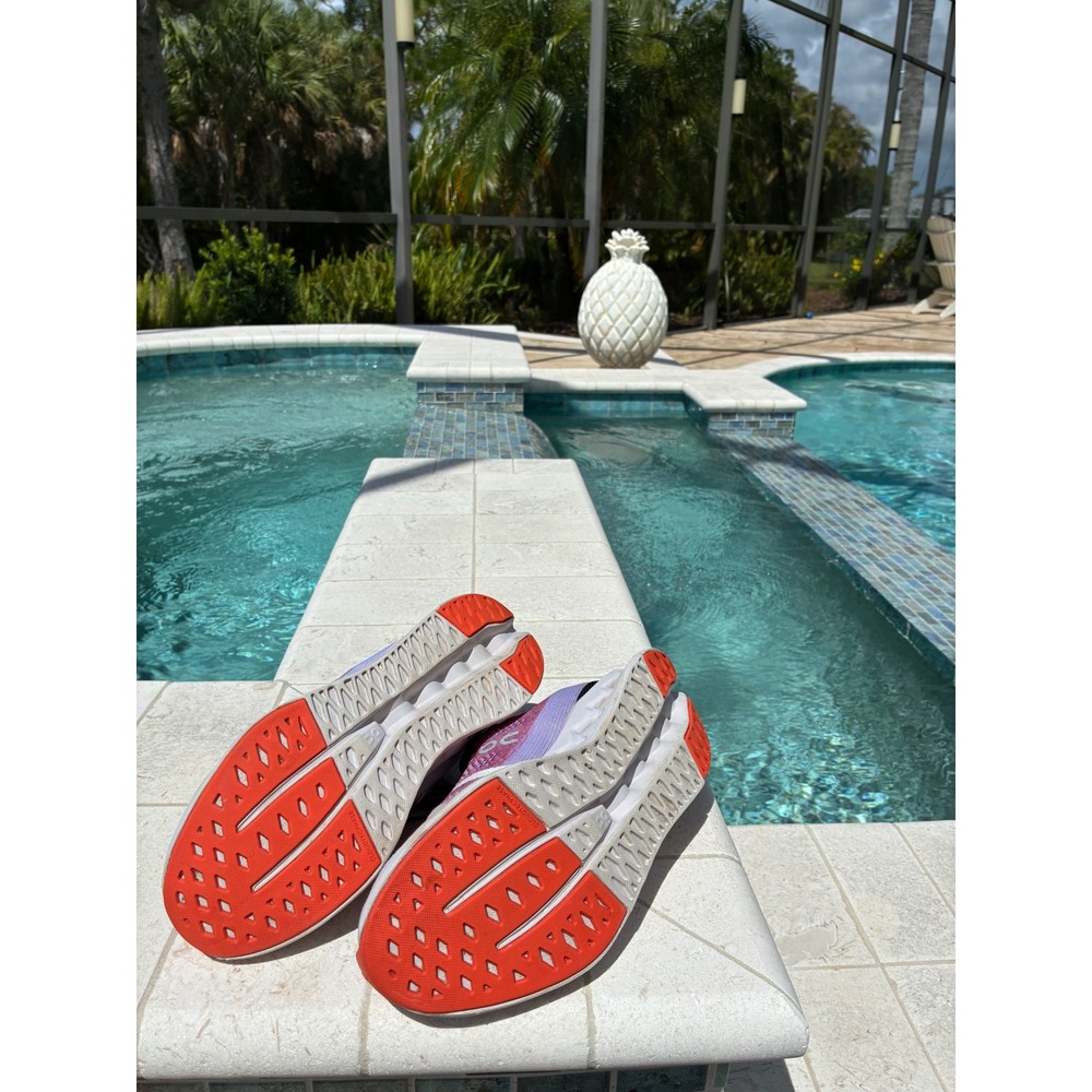 On oncloud cloudsurfer women's 6 auburn frost clean - Picture 4 of 7